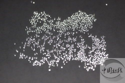 广昌金属表面处理厂喷砂玻璃微珠清理